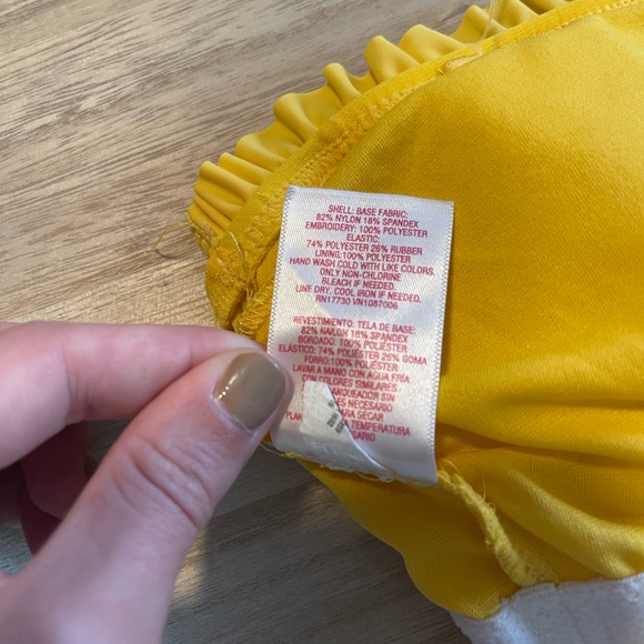 WOMENS YELLOW SWIM TOP - Picture 6 of 6